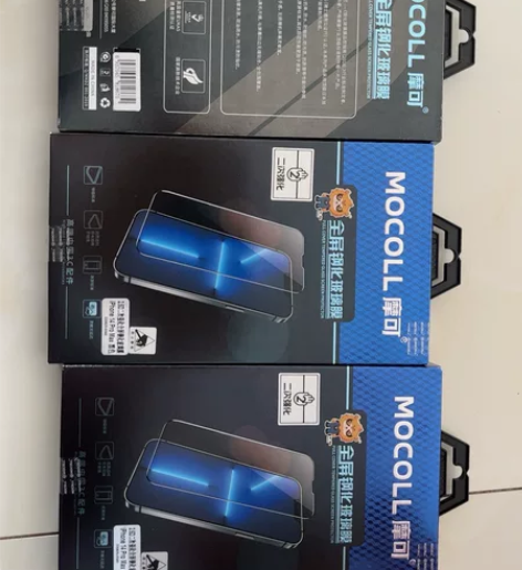 摩可的手机钢化膜 感兴趣的话点“我想要”和...