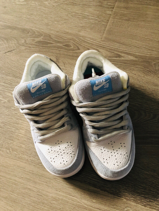 耐克运动鞋蓝色