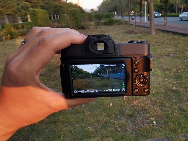 Komery数码相机学生入门级数码微单4K...