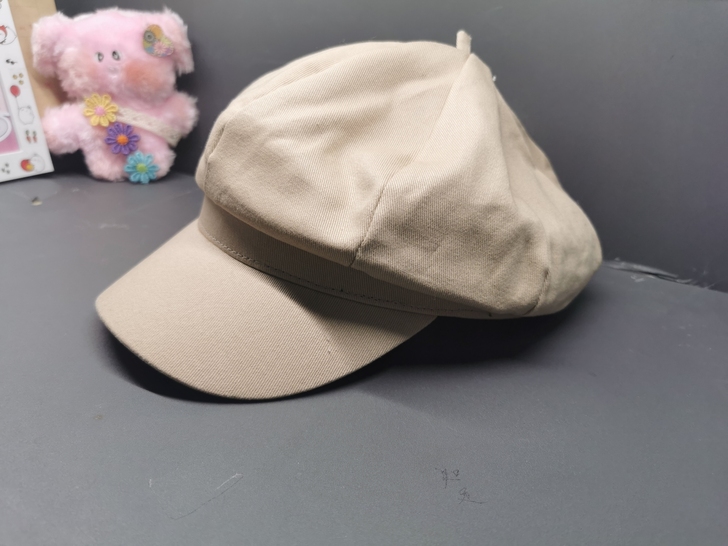 卡其色画家帽秋