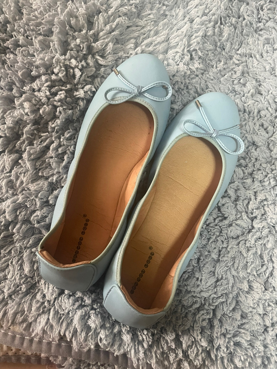 蛋卷娃娃鞋，尺码38，浅蓝色芭蕾舞鞋