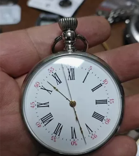怀表石英怀表 感兴趣的话点“我想要”和我私...