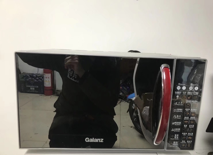 格兰仕触屏平板微波炉，用了一年半多了。可以...
