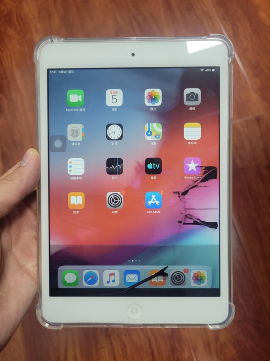 iPad mini2，32g，插卡版，无锁...