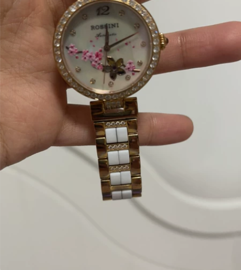 罗西尼手表 樱花 表带轻微褪色 闪闪的