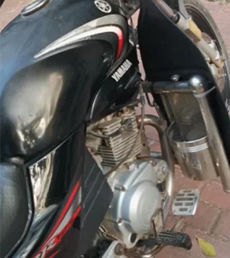 雅马哈天剑ybr125摩托车 一手自用，裸...