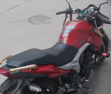 力帆摩托车Kp150水冷发动机，机油电瓶都...