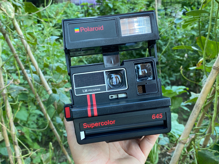 宝丽来SuperColor 645一次成像...