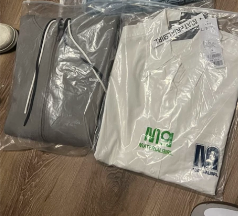 衬衫M 短裙S 全新仅试穿 可拆卖 衬衫2...