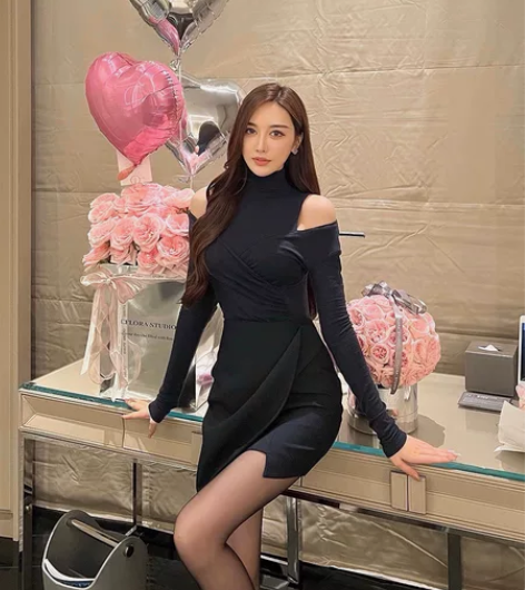 SX善喜藏青色羊毛打底衫女性感露肩御姐风内...