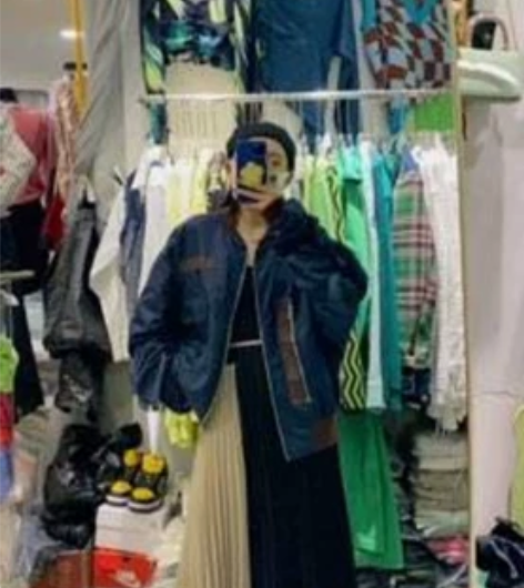 特色抽褶袖子 放衣服看起来更高级 中性风格...