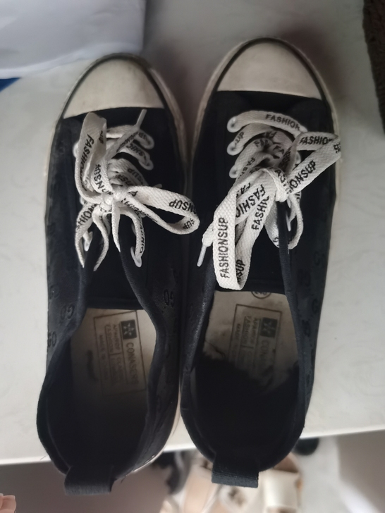 帆布鞋，38码，40两双