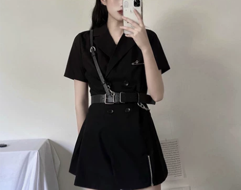2022新款夏季气质黑色连衣裙女短袖双排扣...