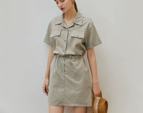 范思蓝恩军绿色工装风连衣裙女夏短款裙子S码...