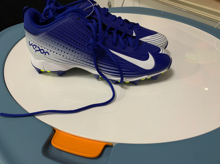nike足球鞋