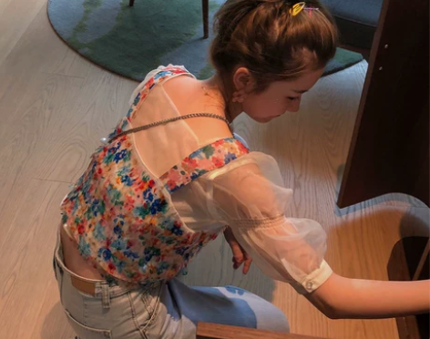 胖子王老板 泫雅风碎花亮片吊带背心女夏外穿...