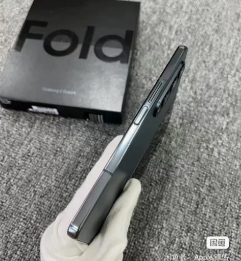三星韩版fold4仅激活两天相当于全新橙色...
