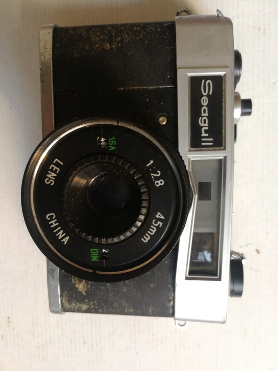 海鸥相机一架摔坏了，做配件用，低价出售