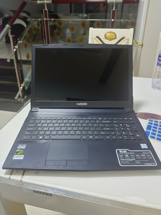 个人战神z6 1050显卡，成色很新，保养...