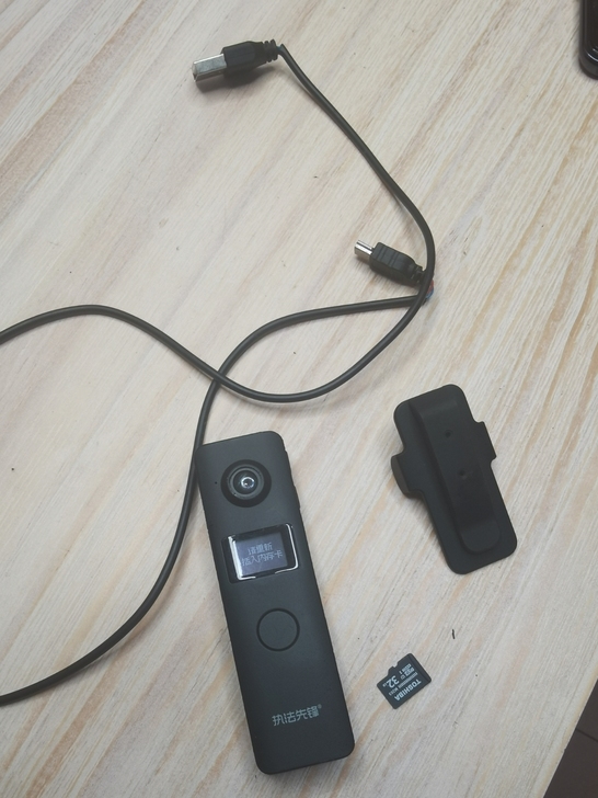 执法先锋C19高清执法仪WiFi胸前佩戴代...