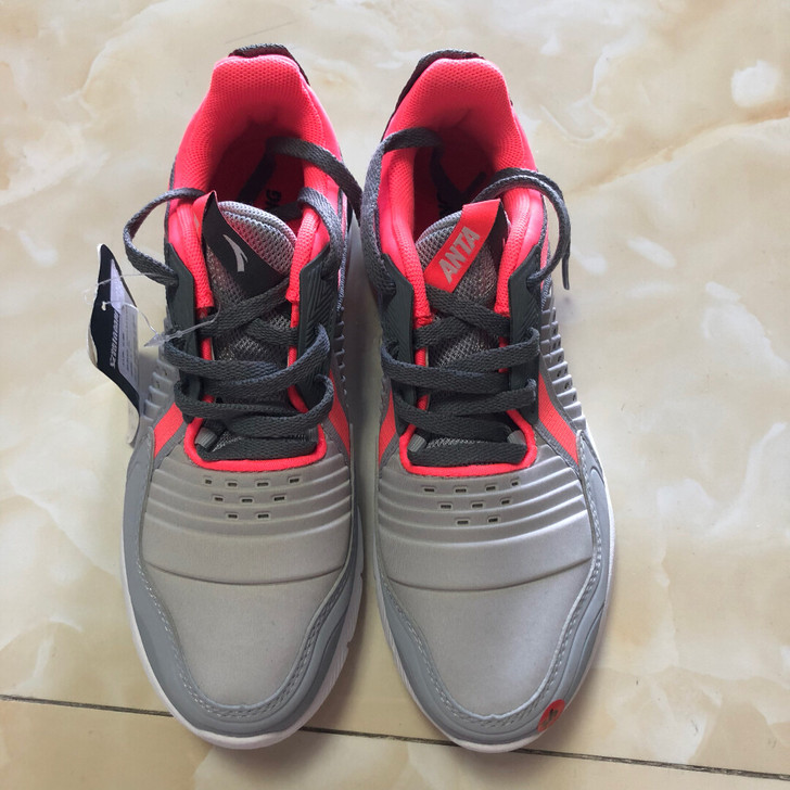 安踏系列休闲鞋女款59包邮1双