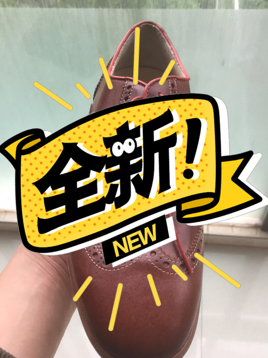 全牛皮布洛克系列，尺码偏小一码，脚穿40码...