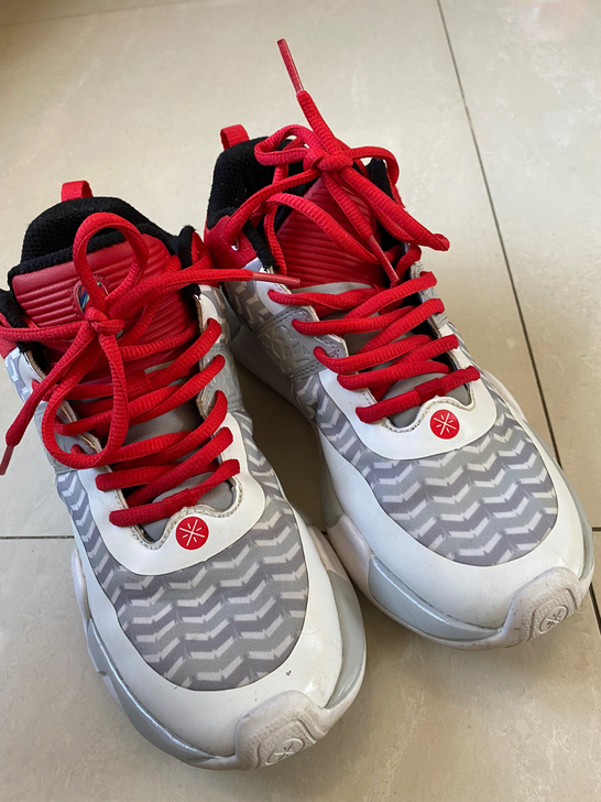 李宁运动鞋男童篮球场地鞋，秋冬季舒适运动时...