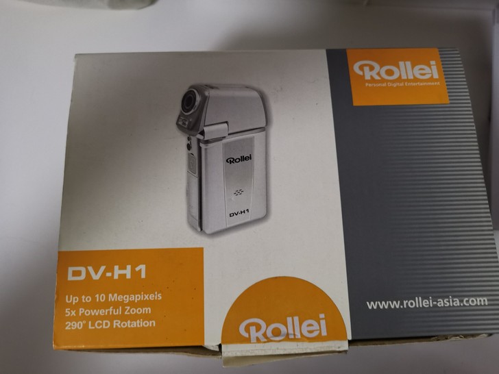 保存多年的照相机/摄像机，包装完整，轻微使...