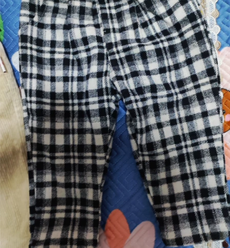 觅兔酱加绒裤子80码,两条都下水洗了,没穿...
