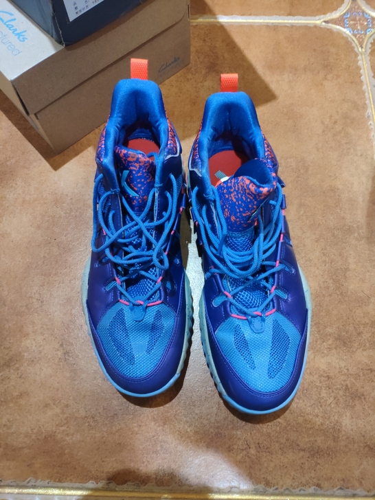 仅在内场走路一次，时间不超过二十分钟，安踏...