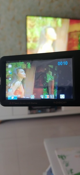 闲置欧德美摄像机一台，九成新，配件齐全，摄...