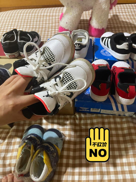 乔丹4，不砍价不砍价，一分都不少，所有鞋子...