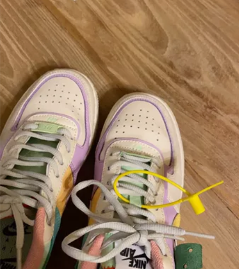 nike Nike空军号全新 只试穿 感兴...