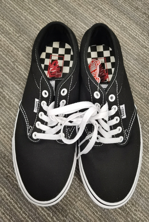VANS/范斯 黑色41码低帮帆布鞋休闲板...