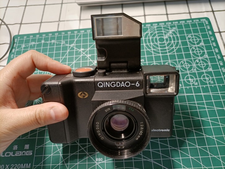 【青岛6胶卷相机】