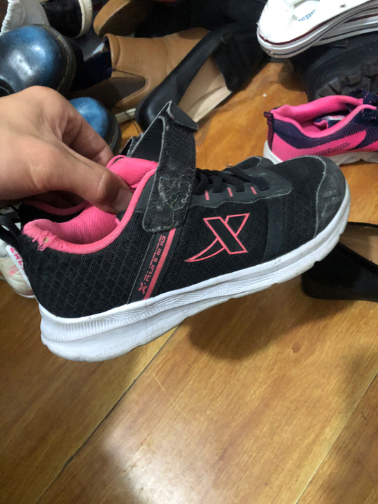 特步运动鞋34码