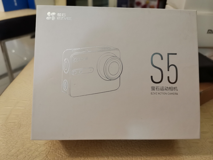 全新:萤石S5运动相机，还有3台，3个颜色...
