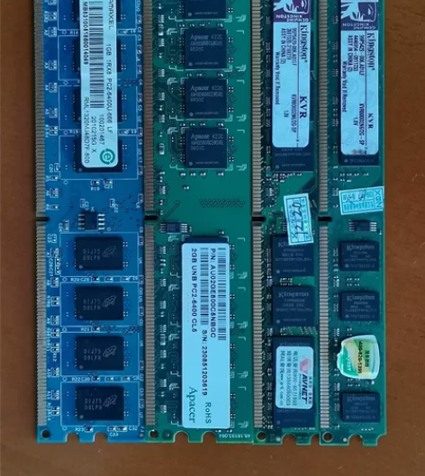 2条DDR2内存条，每条10元，不包邮。 ...