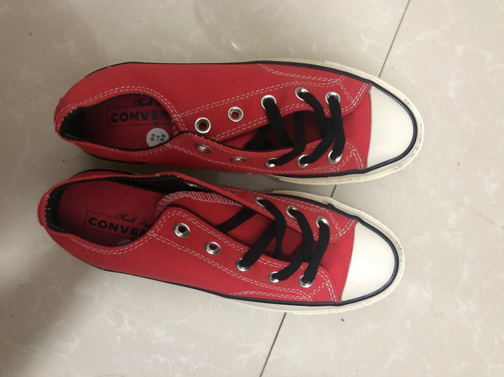 匡威西瓜红帆布鞋36.5码