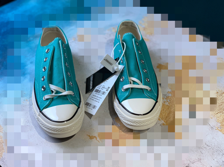 匡威帆布鞋，全新仅上脚试穿，40码，就一双...