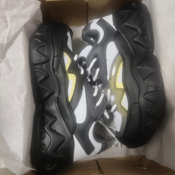 青年2021新款港风厚底ins超火增高鞋复...