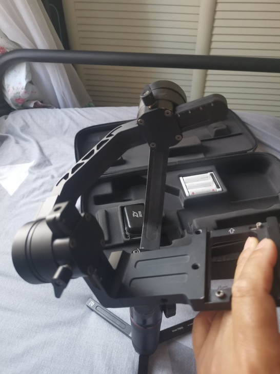 云鹤2.成色还可以，细节看图片，个人定义9...