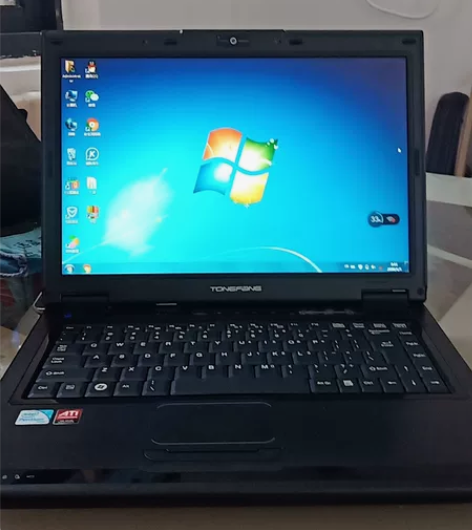 闲置清华同方笔记本电脑 感兴趣的话点“我想...