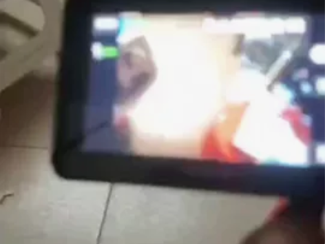 索尼TX10 ，1620万像素，4倍光学变...
