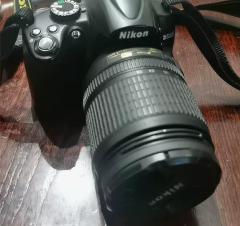 尼康D5000单反+18-105镜头 自用...