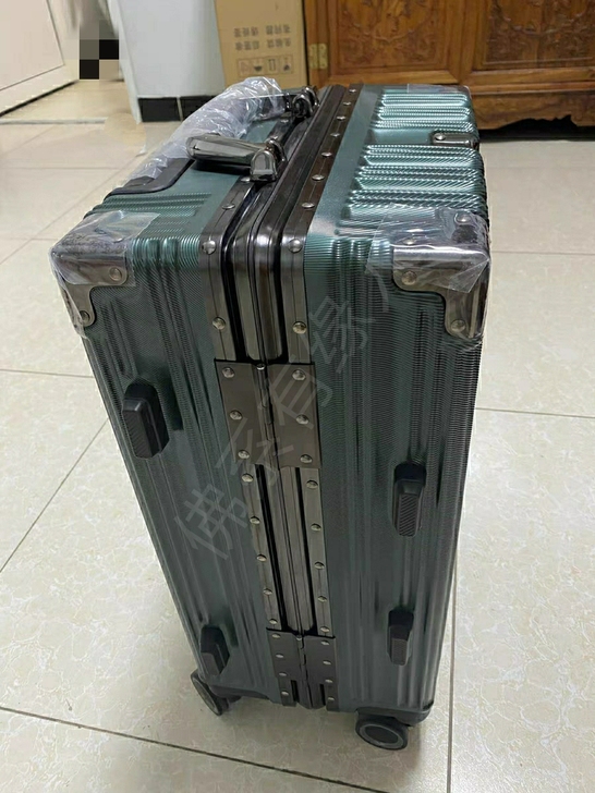特硬升级铝框拉杆箱铆钉加固异型框26寸行李...