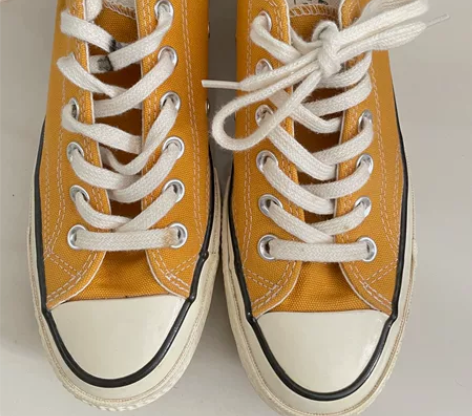 匡威板鞋37码，我是正常38脚，穿他家37...