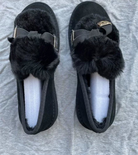 38码，骆驼女士雪地靴鞋 全新带原装鞋盒，...