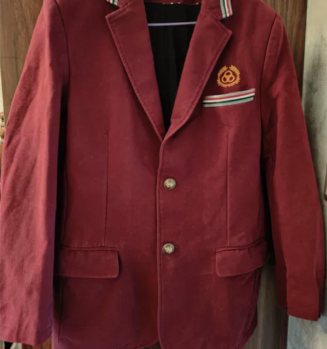 重庆育才中学校服,二手西装(含裤子,未穿过...