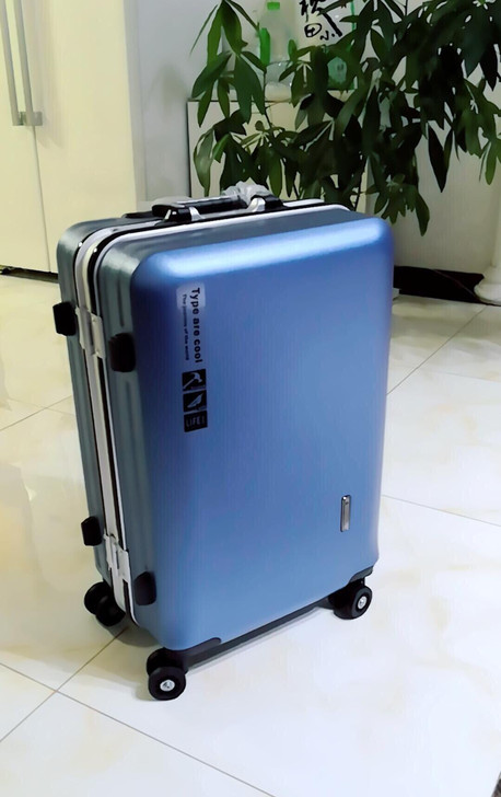 【全新 】旅行箱袋鼠PC万向轮铝框箱行李箱...